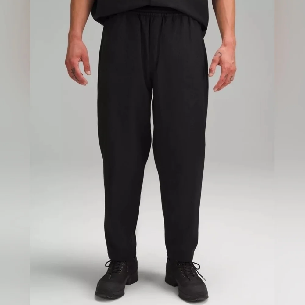 Lululemon Lab Jacquard Relaxed-Tapered Pant Leopard Jacquard MED Black S
